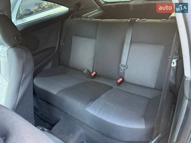 Синий Опель Астра, объемом двигателя 1.6 л и пробегом 230 тыс. км за 3700 $, фото 6 на Automoto.ua