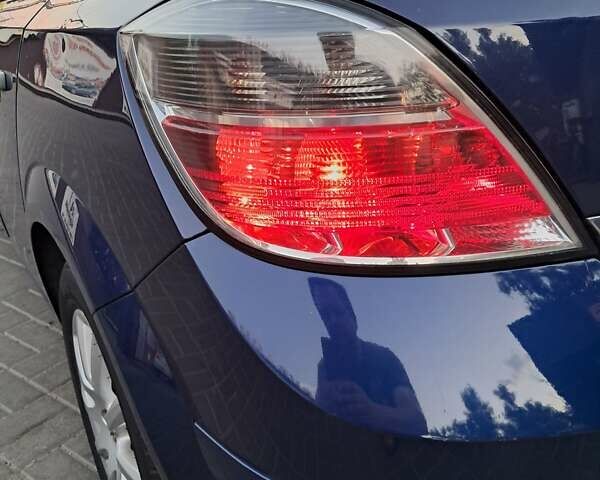 Синій Опель Астра, об'ємом двигуна 1.4 л та пробігом 170 тис. км за 4900 $, фото 10 на Automoto.ua