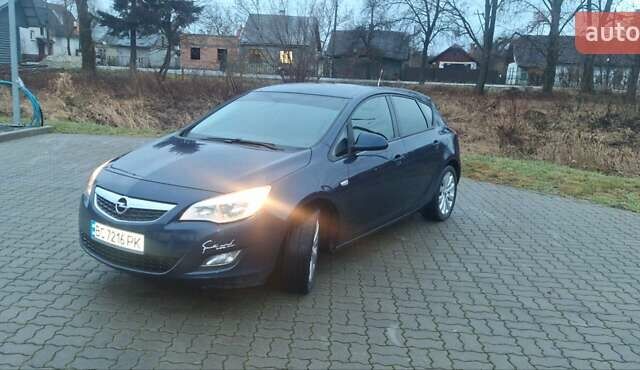 Синий Опель Астра, объемом двигателя 1.6 л и пробегом 246 тыс. км за 6300 $, фото 14 на Automoto.ua