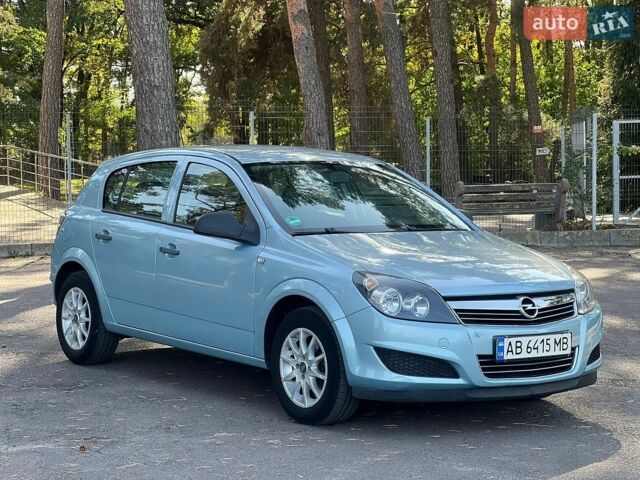 Синій Опель Астра, об'ємом двигуна 1.4 л та пробігом 166 тис. км за 4400 $, фото 2 на Automoto.ua