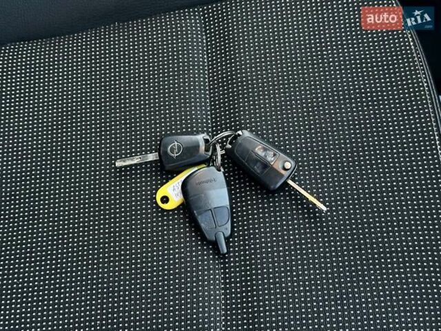 Синій Опель Астра, об'ємом двигуна 1.8 л та пробігом 202 тис. км за 6999 $, фото 38 на Automoto.ua