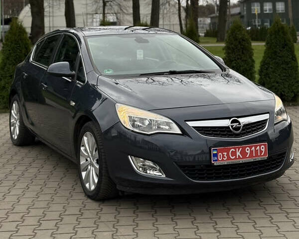 Синий Опель Астра, объемом двигателя 1.6 л и пробегом 144 тыс. км за 6850 $, фото 1 на Automoto.ua
