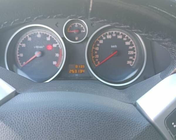 Синий Опель Астра, объемом двигателя 1.6 л и пробегом 255 тыс. км за 5500 $, фото 4 на Automoto.ua