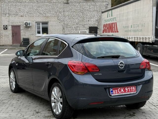 Опель Астра 2009 в Луцке на Automoto.ua Синий Опель Астра, объемом двигателя 1.6 л и пробегом 144 тыс. км за 6600 $, фото 2 на Automoto.ua