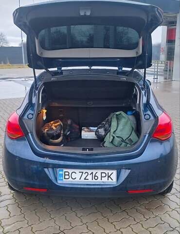 Синий Опель Астра, объемом двигателя 1.6 л и пробегом 246 тыс. км за 6300 $, фото 3 на Automoto.ua