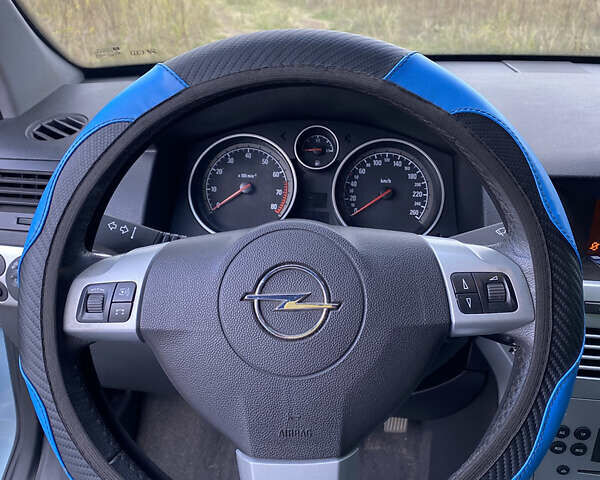 Синий Опель Астра, объемом двигателя 1.4 л и пробегом 159 тыс. км за 6500 $, фото 13 на Automoto.ua