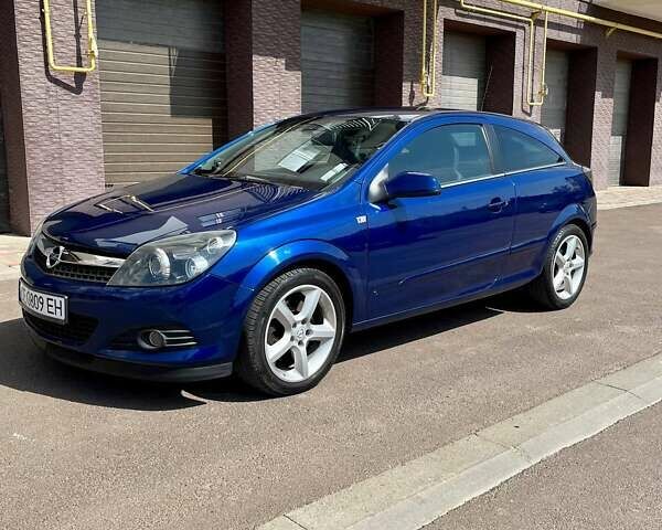 Синий Опель Астра, объемом двигателя 1.7 л и пробегом 249 тыс. км за 5400 $, фото 2 на Automoto.ua