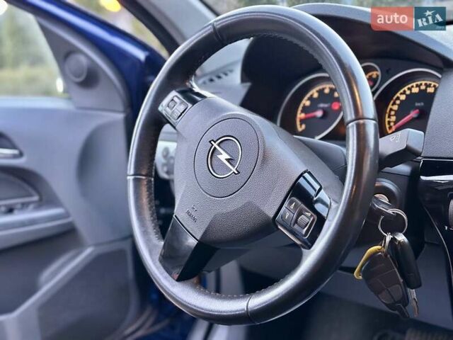 Синій Опель Астра, об'ємом двигуна 1.8 л та пробігом 202 тис. км за 6999 $, фото 21 на Automoto.ua