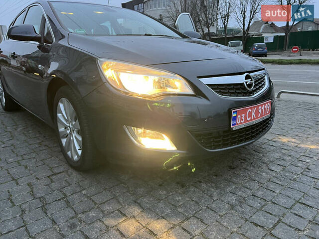 Синий Опель Астра, объемом двигателя 1.6 л и пробегом 146 тыс. км за 7200 $, фото 6 на Automoto.ua