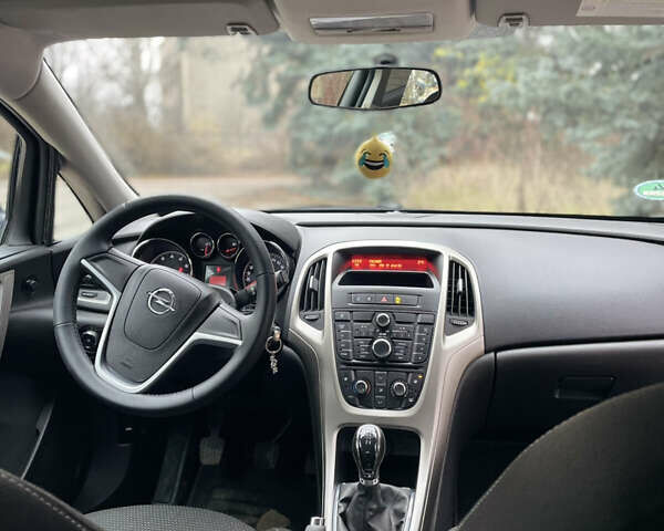 Синій Опель Астра, об'ємом двигуна 1.4 л та пробігом 170 тис. км за 6500 $, фото 10 на Automoto.ua