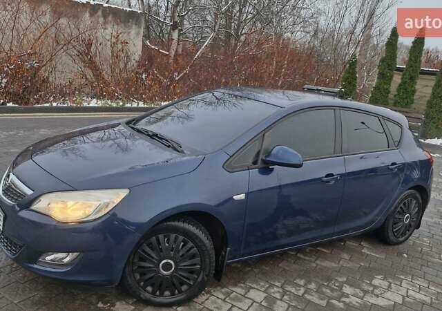 Синій Опель Астра, об'ємом двигуна 1.6 л та пробігом 253 тис. км за 6999 $, фото 26 на Automoto.ua