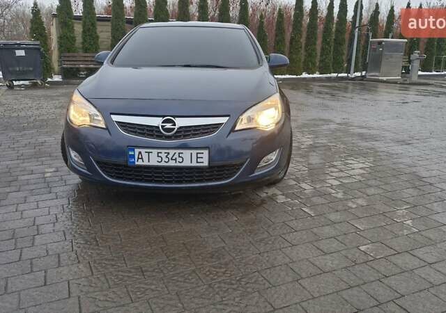 Синій Опель Астра, об'ємом двигуна 1.6 л та пробігом 253 тис. км за 6999 $, фото 1 на Automoto.ua