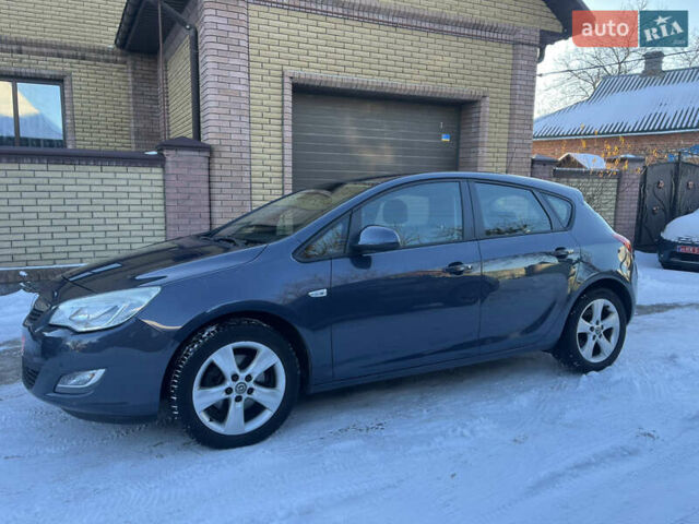 Синій Опель Астра, об'ємом двигуна 1.6 л та пробігом 187 тис. км за 8750 $, фото 2 на Automoto.ua