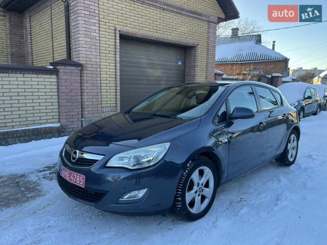 Синій Опель Астра, об'ємом двигуна 1.6 л та пробігом 187 тис. км за 8750 $, фото 23 на Automoto.ua