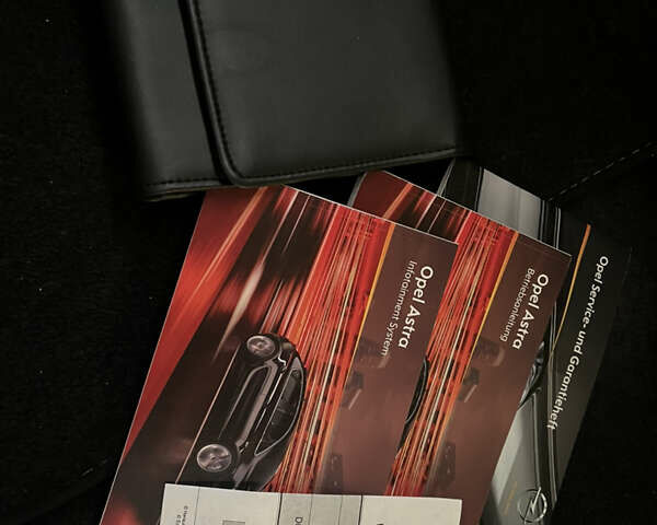 Синій Опель Астра, об'ємом двигуна 1.6 л та пробігом 187 тис. км за 8750 $, фото 26 на Automoto.ua