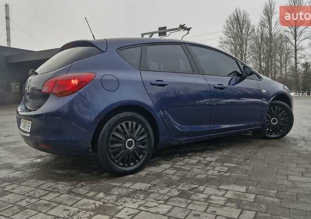 Синій Опель Астра, об'ємом двигуна 1.6 л та пробігом 253 тис. км за 6999 $, фото 14 на Automoto.ua