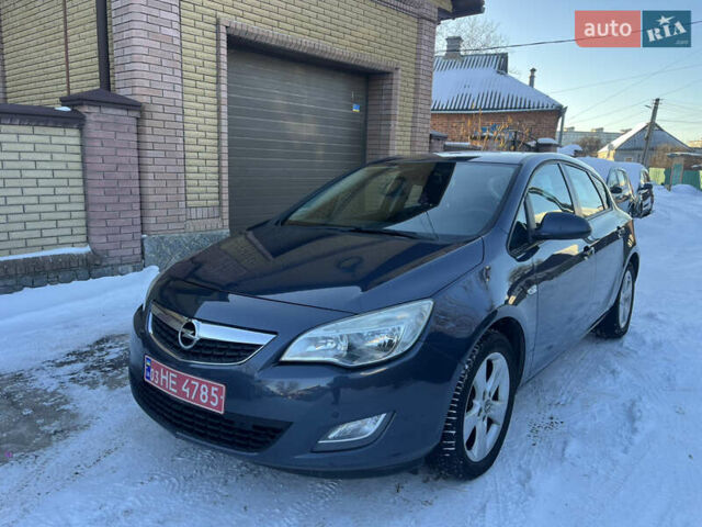 Синій Опель Астра, об'ємом двигуна 1.6 л та пробігом 187 тис. км за 8750 $, фото 22 на Automoto.ua