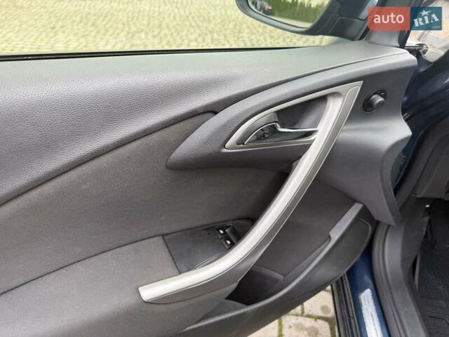 Синий Опель Астра, объемом двигателя 1.69 л и пробегом 140 тыс. км за 6900 $, фото 18 на Automoto.ua