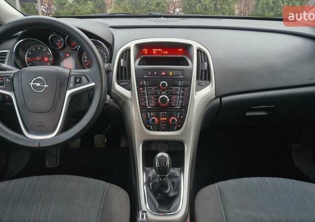 Синій Опель Астра, об'ємом двигуна 1.6 л та пробігом 253 тис. км за 6999 $, фото 29 на Automoto.ua