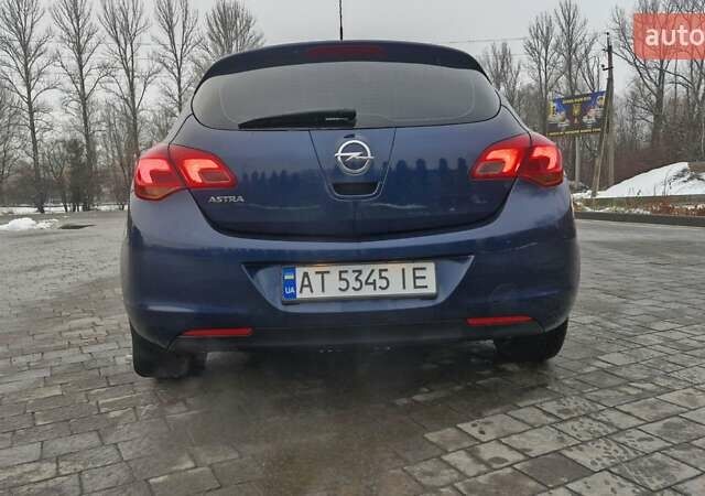 Синій Опель Астра, об'ємом двигуна 1.6 л та пробігом 253 тис. км за 6999 $, фото 17 на Automoto.ua