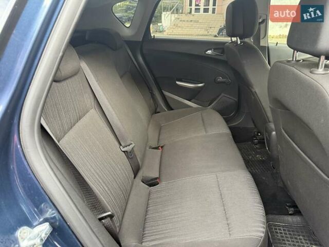 Синий Опель Астра, объемом двигателя 1.69 л и пробегом 140 тыс. км за 6900 $, фото 11 на Automoto.ua