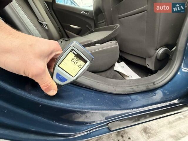 Синий Опель Астра, объемом двигателя 1.6 л и пробегом 169 тыс. км за 10700 $, фото 100 на Automoto.ua