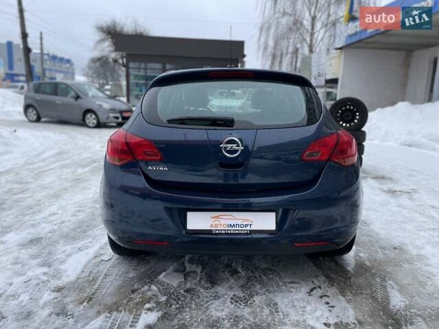 Синий Опель Астра, объемом двигателя 1.6 л и пробегом 169 тыс. км за 10700 $, фото 3 на Automoto.ua