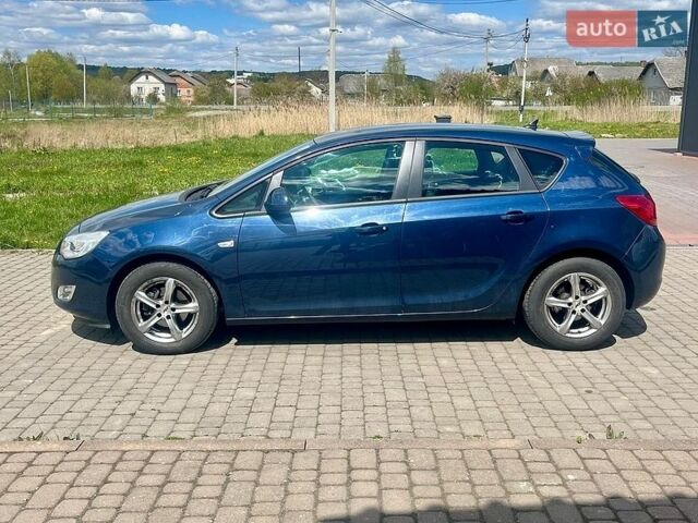 Синий Опель Астра, объемом двигателя 1.6 л и пробегом 184 тыс. км за 7500 $, фото 2 на Automoto.ua