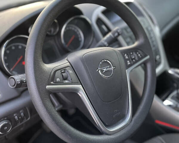 Синій Опель Астра, об'ємом двигуна 1.6 л та пробігом 71 тис. км за 8699 $, фото 17 на Automoto.ua