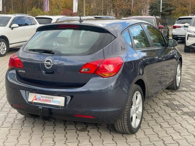 Опель Астра 2010 в Кривом Роге на Automoto.ua Синий Опель Астра, объемом двигателя 1.6 л и пробегом 201 тыс. км за 7800 $, фото 5 на Automoto.ua