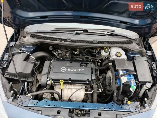 Синий Опель Астра, объемом двигателя 1.6 л и пробегом 250 тыс. км за 6850 $, фото 19 на Automoto.ua