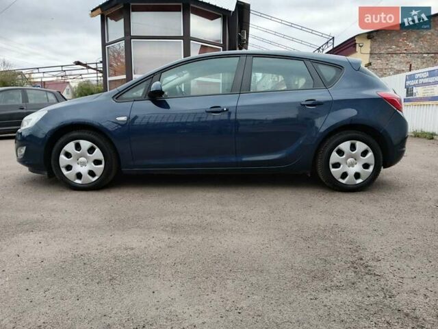 Синий Опель Астра, объемом двигателя 1.6 л и пробегом 250 тыс. км за 6850 $, фото 11 на Automoto.ua