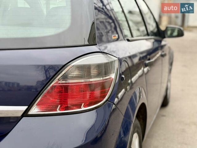Синий Опель Астра, объемом двигателя 1.6 л и пробегом 240 тыс. км за 5999 $, фото 17 на Automoto.ua