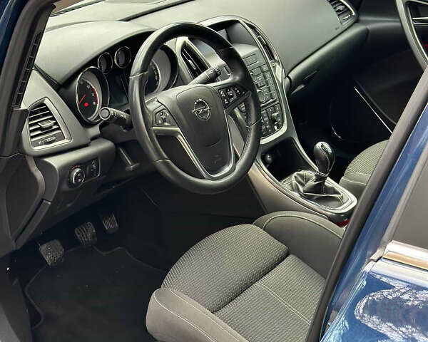 Синий Опель Астра, объемом двигателя 1.4 л и пробегом 176 тыс. км за 7200 $, фото 21 на Automoto.ua