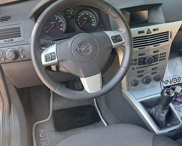 Синій Опель Астра, об'ємом двигуна 1.6 л та пробігом 144 тис. км за 6900 $, фото 9 на Automoto.ua