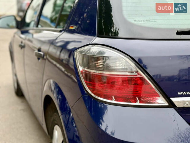 Синий Опель Астра, объемом двигателя 1.6 л и пробегом 240 тыс. км за 5999 $, фото 18 на Automoto.ua