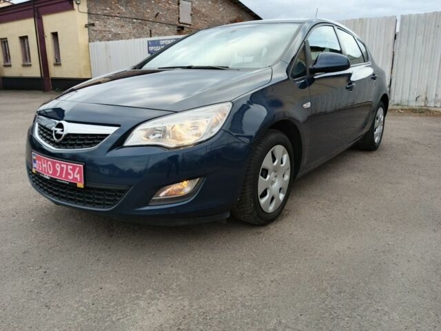 Синий Опель Астра, объемом двигателя 1.6 л и пробегом 250 тыс. км за 6850 $, фото 1 на Automoto.ua