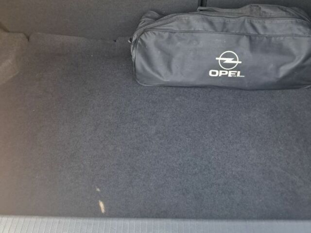 Синий Опель Астра, объемом двигателя 1.6 л и пробегом 144 тыс. км за 6900 $, фото 11 на Automoto.ua