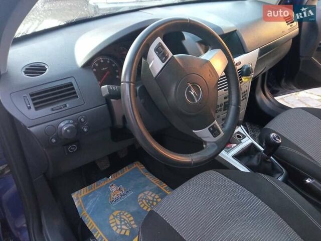 Синий Опель Астра, объемом двигателя 1.6 л и пробегом 240 тыс. км за 6000 $, фото 13 на Automoto.ua
