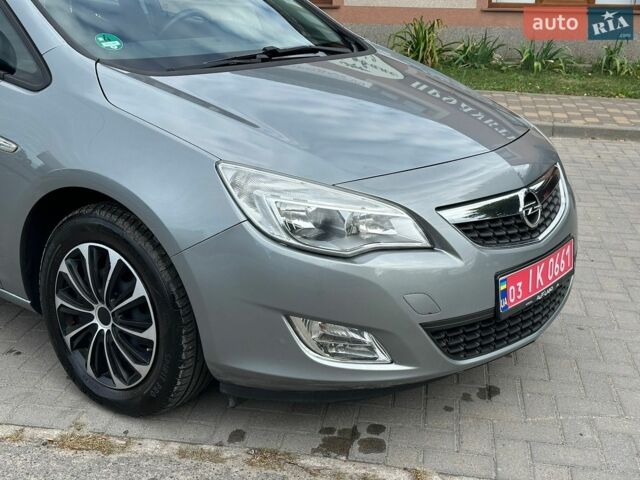 Синій Опель Астра, об'ємом двигуна 1.6 л та пробігом 148 тис. км за 6750 $, фото 5 на Automoto.ua