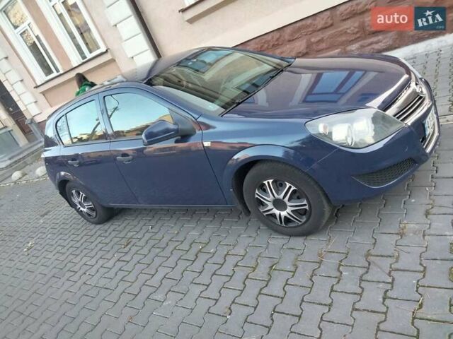 Опель Астра 2012 у Івано-Франківську на Automoto.ua Синій Опель Астра, об'ємом двигуна 1.6 л та пробігом 194 тис. км за 6600 $, фото 1 на Automoto.ua