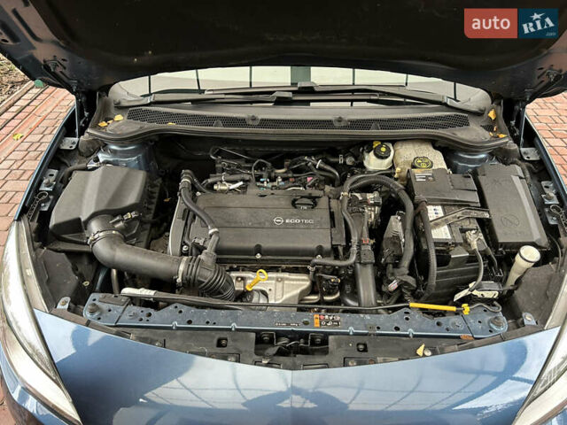 Опель Астра 2014 в Белой Церкве на Automoto.ua Синий Опель Астра, объемом двигателя 1.6 л и пробегом 183 тыс. км за 8900 $, фото 72 на Automoto.ua
