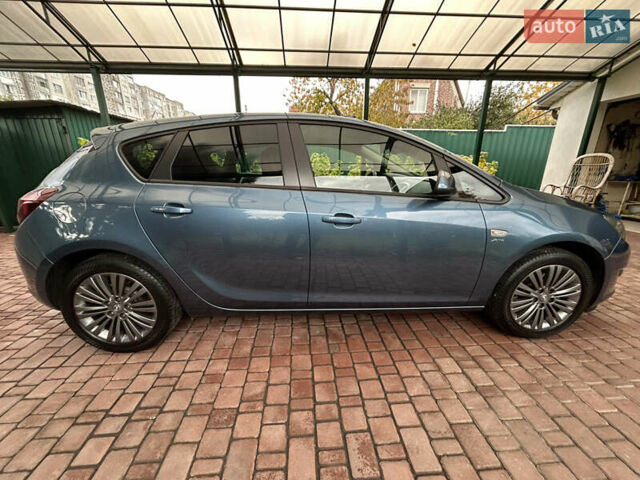 Опель Астра 2014 в Белой Церкве на Automoto.ua Синий Опель Астра, объемом двигателя 1.6 л и пробегом 183 тыс. км за 8900 $, фото 9 на Automoto.ua