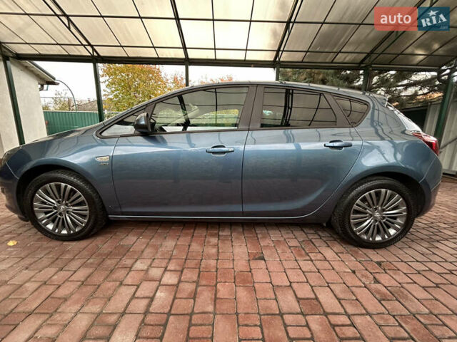 Опель Астра 2014 в Белой Церкве на Automoto.ua Синий Опель Астра, объемом двигателя 1.6 л и пробегом 183 тыс. км за 8900 $, фото 4 на Automoto.ua