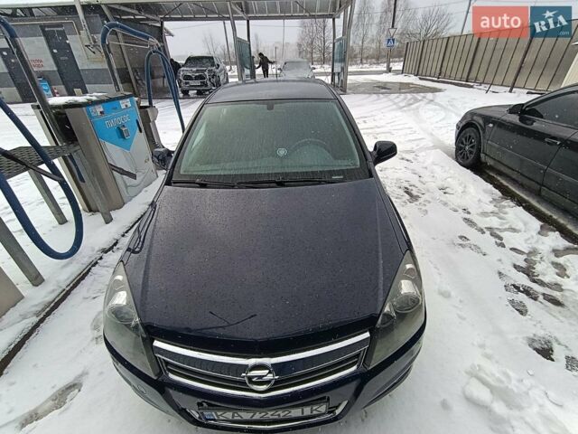 Синий Опель Астра, объемом двигателя 1.6 л и пробегом 124 тыс. км за 6000 $, фото 2 на Automoto.ua