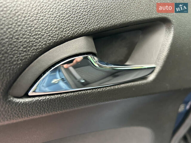 Опель Астра 2014 в Белой Церкве на Automoto.ua Синий Опель Астра, объемом двигателя 1.6 л и пробегом 183 тыс. км за 8900 $, фото 52 на Automoto.ua