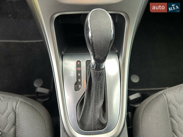 Опель Астра 2014 в Белой Церкве на Automoto.ua Синий Опель Астра, объемом двигателя 1.6 л и пробегом 183 тыс. км за 8900 $, фото 30 на Automoto.ua