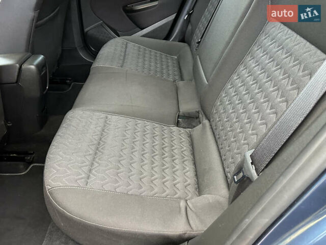 Опель Астра 2014 в Белой Церкве на Automoto.ua Синий Опель Астра, объемом двигателя 1.6 л и пробегом 183 тыс. км за 8900 $, фото 48 на Automoto.ua