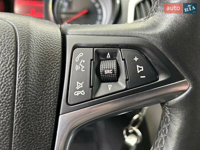 Опель Астра 2014 в Белой Церкве на Automoto.ua Синий Опель Астра, объемом двигателя 1.6 л и пробегом 183 тыс. км за 8900 $, фото 34 на Automoto.ua