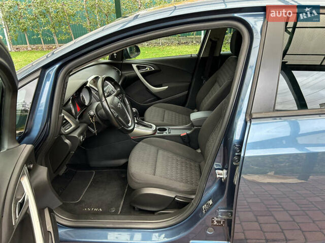 Опель Астра 2014 в Белой Церкве на Automoto.ua Синий Опель Астра, объемом двигателя 1.6 л и пробегом 183 тыс. км за 8900 $, фото 20 на Automoto.ua